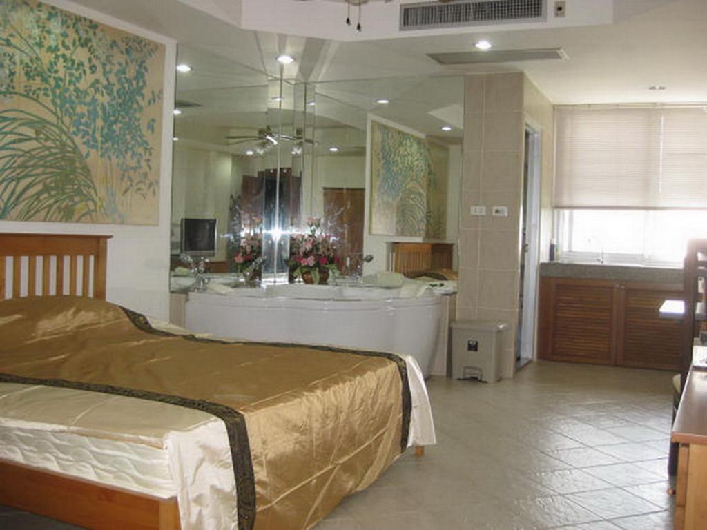 Dao Studio Apartments Patong Eksteriør bilde